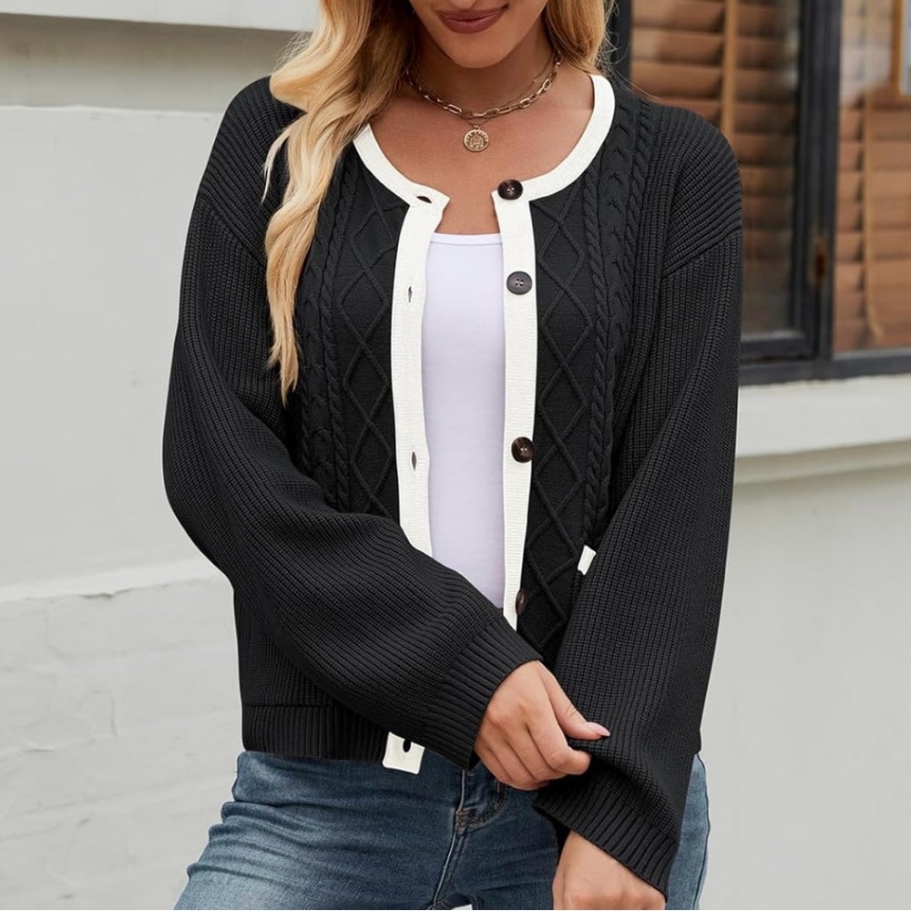 Oversized Knit Cardigan - Picture 2 of 10